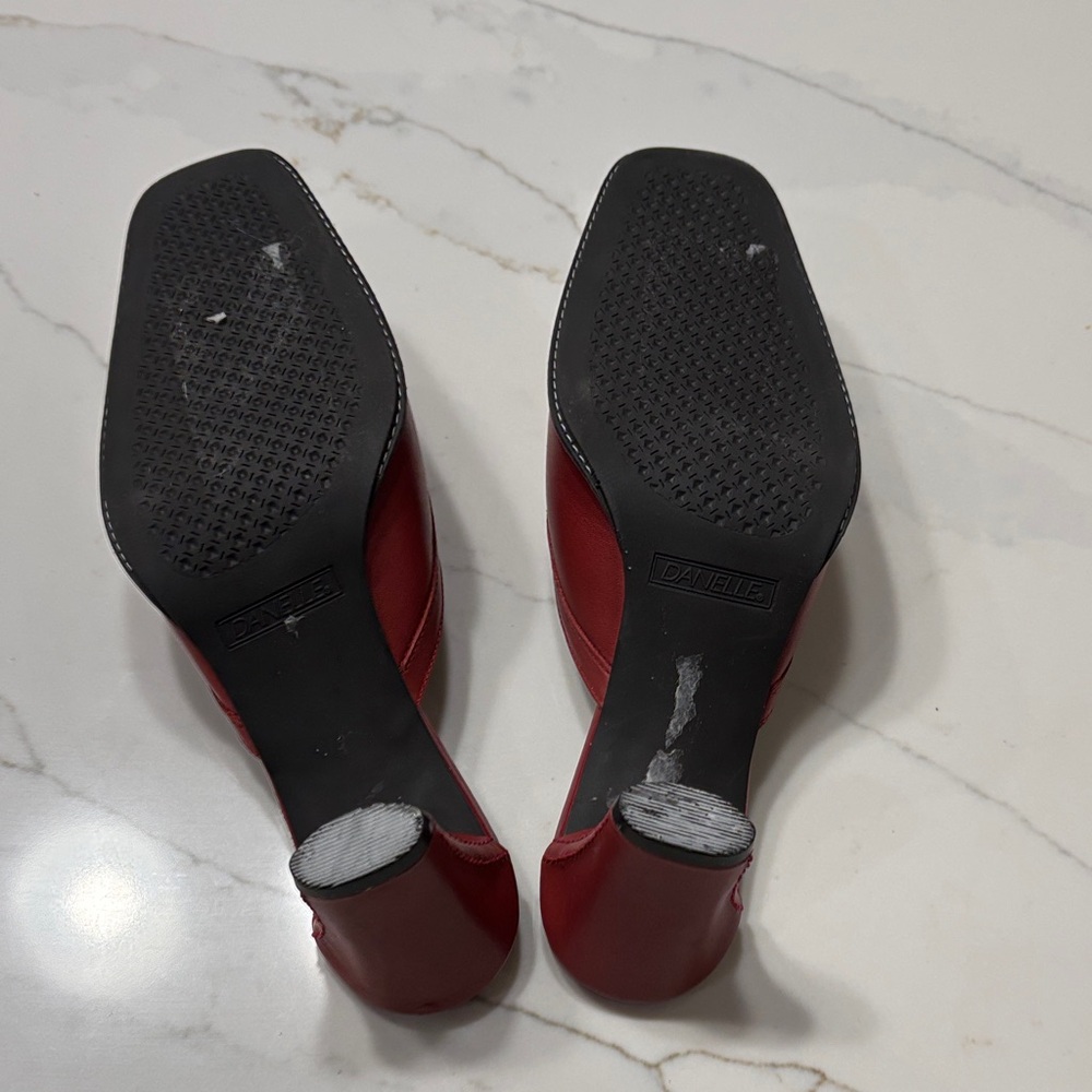 Danelle Red Women's Shoes CB - Picture 12 of 13
